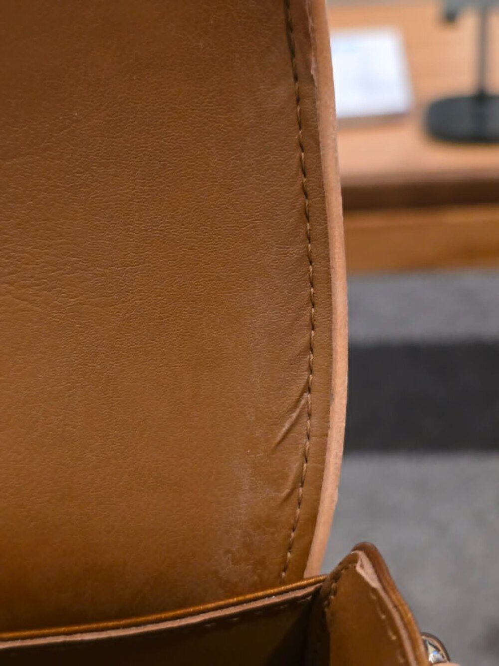 Louis Vuitton Christie Cross body purse - Picture 9 of 14